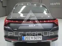 2022 KIA K8