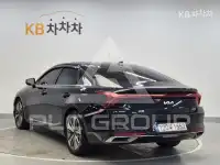 2022 KIA K8