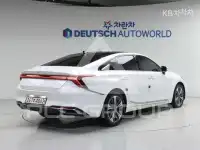 2022 KIA K8