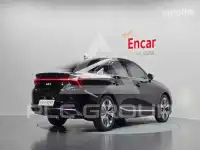 2022 KIA K8