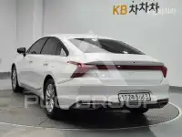 2022 KIA K8