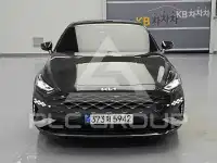 2022 KIA K8