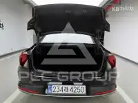 2022 KIA K8