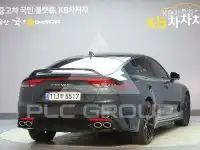 2022 KIA Stinger
