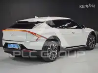 2022 KIA EV