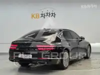 2022 Genesis G80