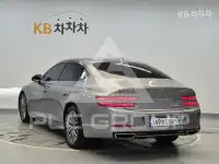 2022 Genesis G80