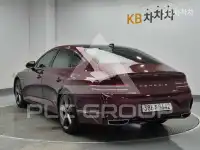 2022 Genesis G80