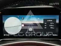 2022 Genesis G90