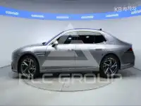 2022 Genesis G90