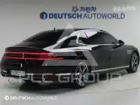 2022 Genesis G90