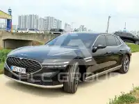 2022 Genesis G90