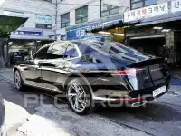 2022 Genesis G90