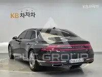 2022 Genesis G90