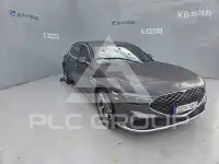 2022 Genesis G90