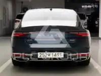 2022 Genesis G90