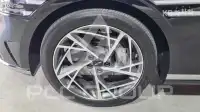 2022 Genesis G90