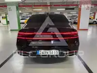 2022 Genesis G90