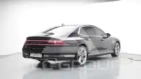 2022 Genesis G90