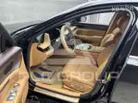 2022 Genesis G90