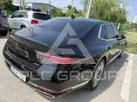 2022 Genesis G90