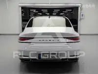 2022 Genesis G90