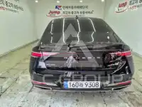 2022 Genesis G90