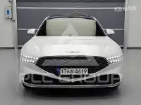 2022 Genesis G90