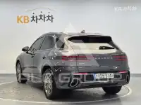 2022 Genesis GV70