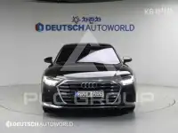 2022 Audi A8