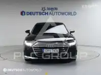 2022 Audi A8