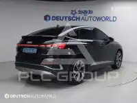 2022 Audi Q4