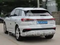 2022 Audi Q4