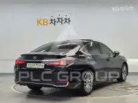 2022 Lexus ES