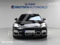 2022 Porsche Panamera