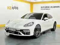 2022 Porsche Panamera