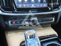 2022 Volvo S90