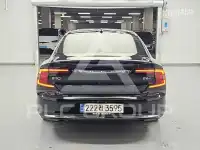 2022 Volvo S90