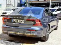 2022 Volvo S60