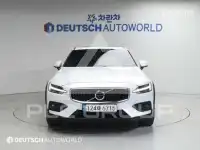 2022 Volvo V60