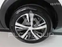 2022 Peugeot 5008