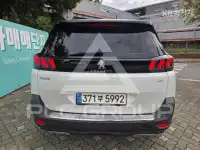 2022 Peugeot 5008