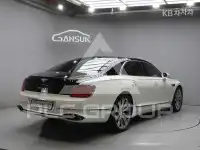 2022 Bentley Flying