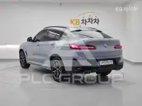 2023 BMW X4