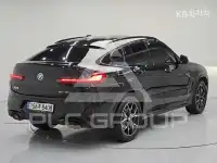 2023 BMW X4