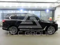 2023 BMW X7