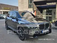 2023 BMW X7