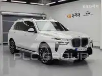 2023 BMW X7