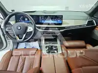 2023 BMW X7