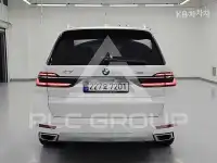 2023 BMW X7